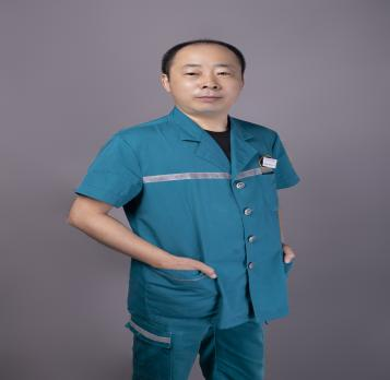 司贤峰